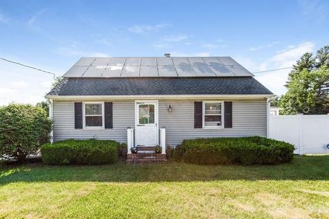 489 Cooley St, Springfield, MA 01128 photo 3
