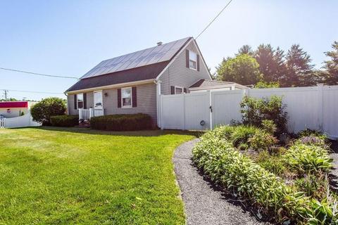 489 Cooley St, Springfield, MA 01128 photo 2