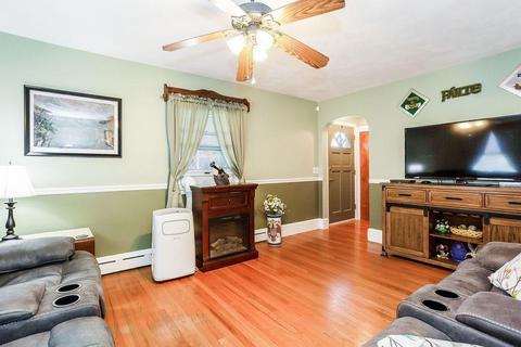 489 Cooley St, Springfield, MA 01128 photo 20