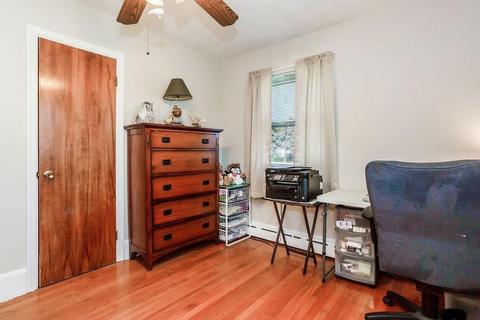 489 Cooley St, Springfield, MA 01128 photo 22