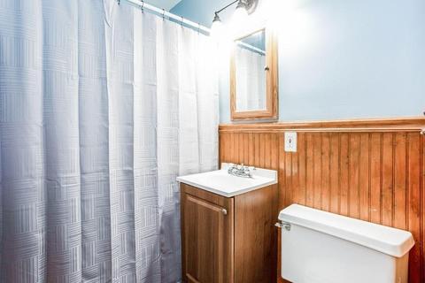 489 Cooley St, Springfield, MA 01128 photo 21