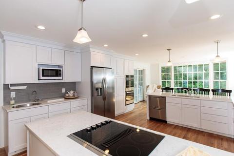 723 Charles River St, Needham, MA 02492 photo 3