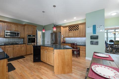 7 Birch Tree Dr, Georgetown, MA 01833 photo 9