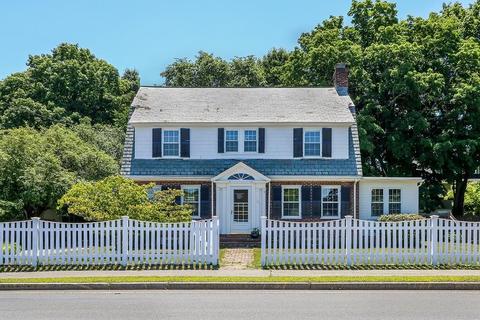 77 Whiting Ave, Dedham, MA 02026 photo 1
