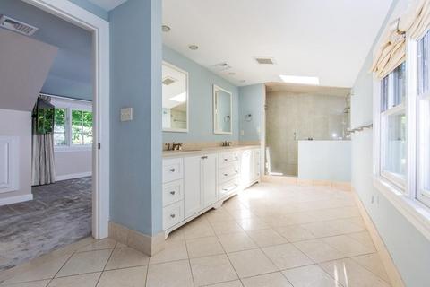 2 Barnstable Rd, Wellesley, MA 02481 photo 16