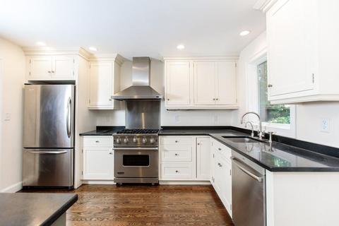 2 Barnstable Rd, Wellesley, MA 02481 photo 11