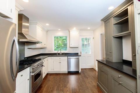 2 Barnstable Rd, Wellesley, MA 02481 photo 9