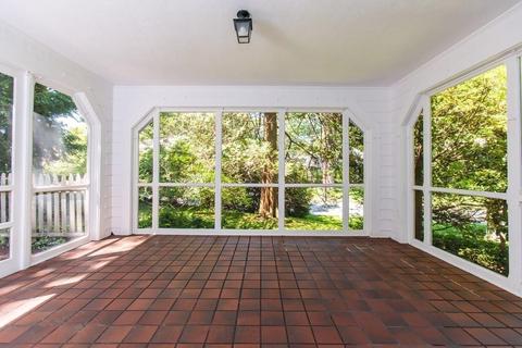 2 Barnstable Rd, Wellesley, MA 02481 photo 6