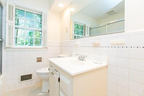 2 Barnstable Rd, Wellesley, MA 02481 photo 24