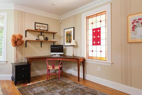 67 Toxteth St, Brookline, MA 02446 photo 6