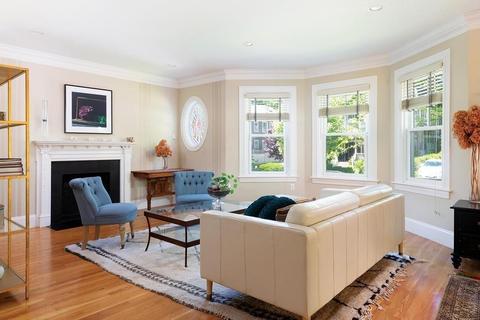 67 Toxteth St, Brookline, MA 02446 photo 3