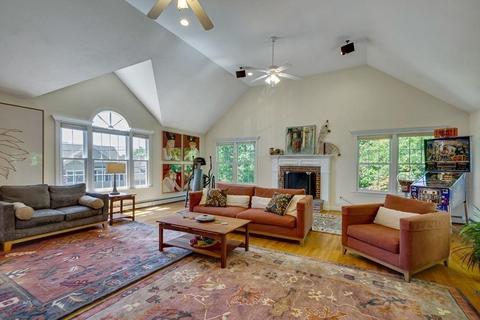 65 Wachusett Rd, Needham, MA 02492 photo 9