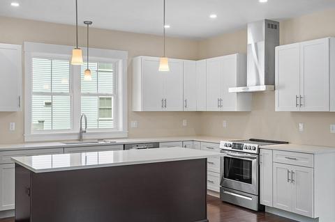 6 Bradley Cir, Devens, MA 01434 photo 9