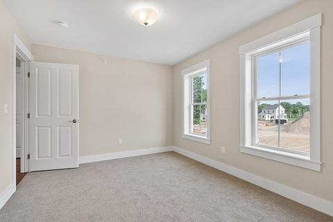 6 Bradley Cir, Devens, MA 01434 photo 37
