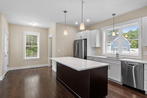 6 Bradley Cir, Devens, MA 01434 photo 15
