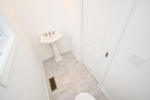 52 Kingoke, Springfield, MA 01129 photo 14
