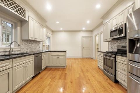 11 Drayton Rd, Dedham, MA 02026 photo 10