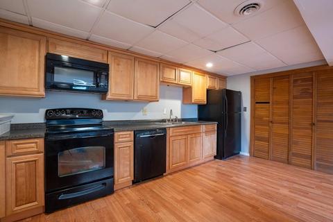 200 Ellendale Cir, Springfield, MA 01128 photo 20