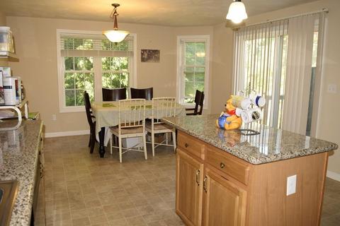 6 Lilac Ln, Worcester, MA 01607 photo 7