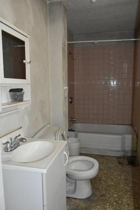 11 Willow St, Lowell, MA 01852 photo 27