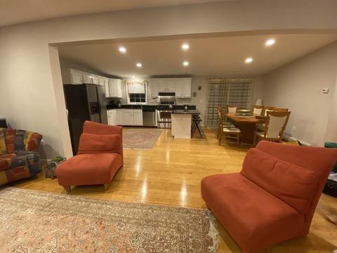 7 Melendy Dr, Reading, MA 01867 photo 1