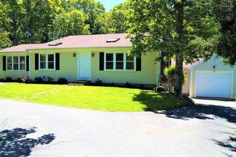 725 Old Stage Rd, Barnstable, MA 02632 photo 1