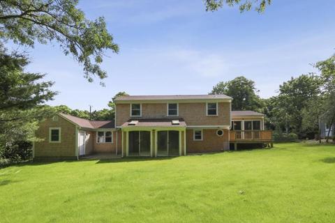 725 Old Stage Rd, Barnstable, MA 02632 photo 2