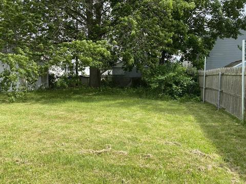 496 Anthony St, Fall River, MA 02721 photo 3