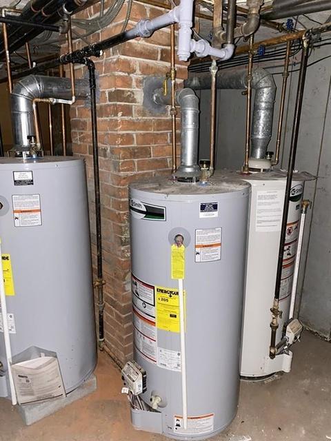 496 Anthony St, Fall River, MA 02721 photo 6