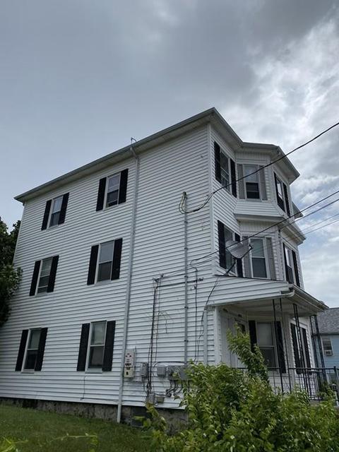 496 Anthony St, Fall River, MA 02721 photo 2