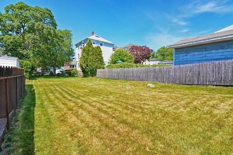 374 S Beacon St, Fall River, MA 02724 photo 11
