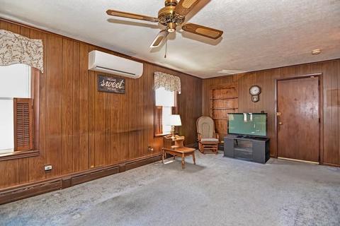 374 S Beacon St, Fall River, MA 02724 photo 27