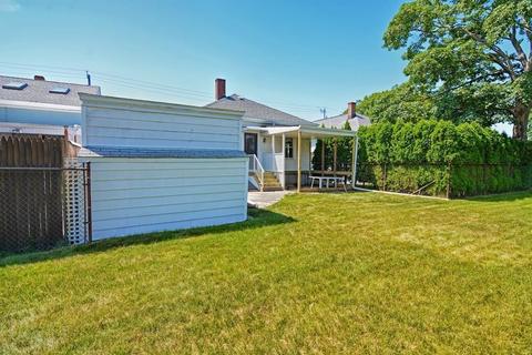 374 S Beacon St, Fall River, MA 02724 photo 8