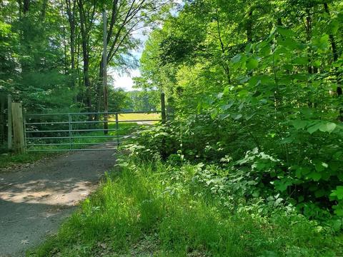 553 Batchelder Rd, Athol, MA 01331 photo 1