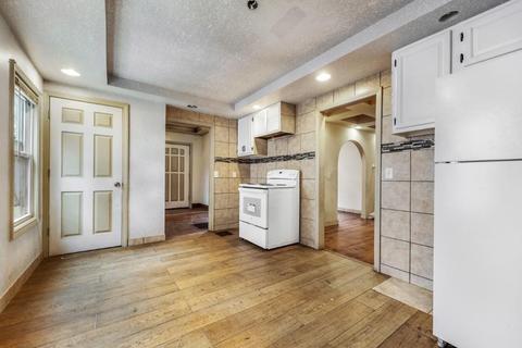 14 Welcome Pl, Springfield, MA 01109 photo 7