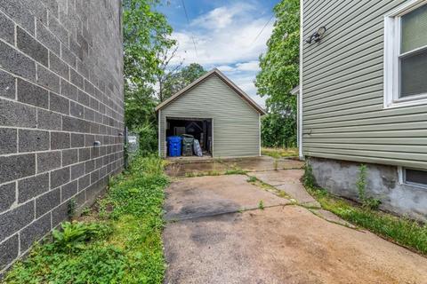 14 Welcome Pl, Springfield, MA 01109 photo 23