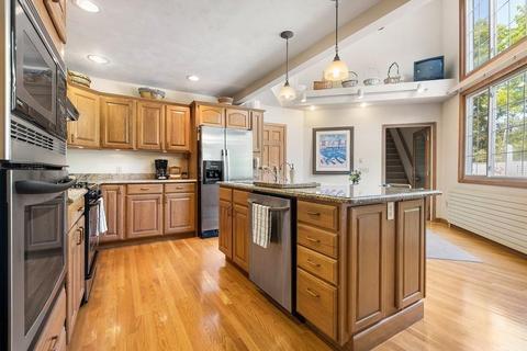 3 Bayshore Dr, Mashpee, MA 02649 photo 17