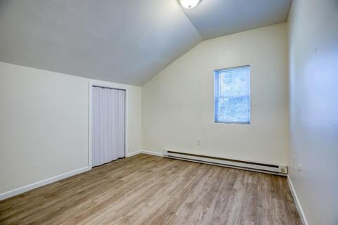 35 Britton St, Chicopee, MA 01020 photo 10