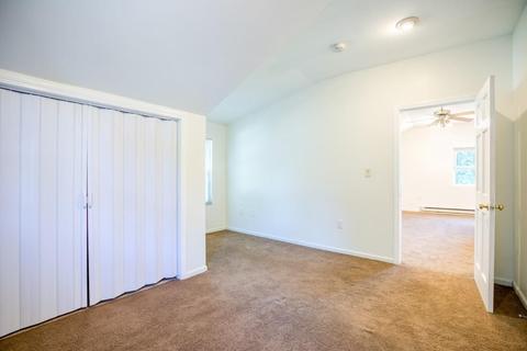 35 Britton St, Chicopee, MA 01020 photo 19