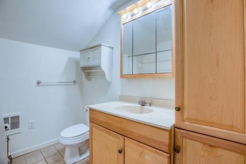 35 Britton St, Chicopee, MA 01020 photo 16