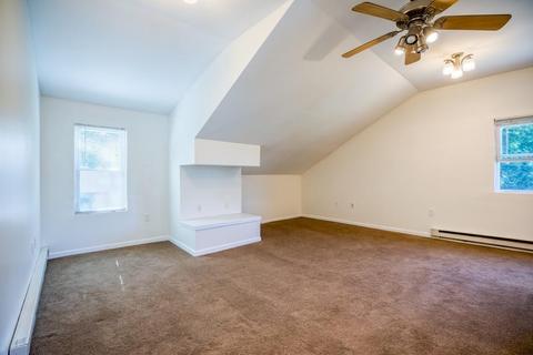35 Britton St, Chicopee, MA 01020 photo 12