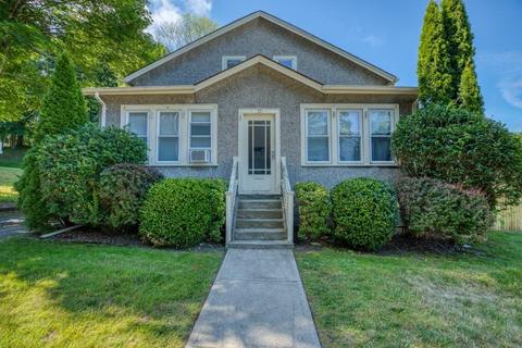 35 Britton St, Chicopee, MA 01020 photo 1