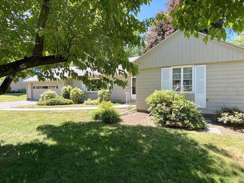 159 Cooley Dr, Longmeadow, MA 01106 photo 3