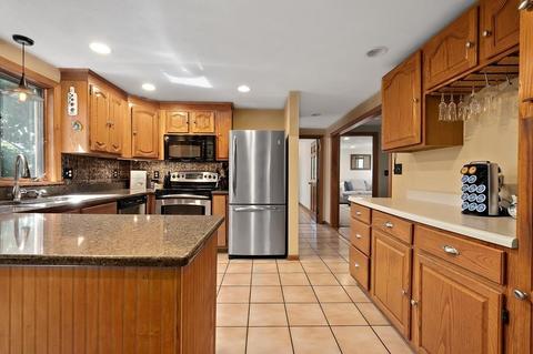 11 Sargent Ave, Beverly, MA 01915 photo 6