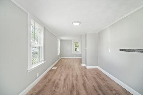 60 Marble Ave, Chicopee, MA 01013 photo 8