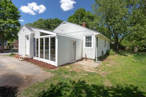 9 Gloucester Rd, Grafton, MA 01536 photo 4