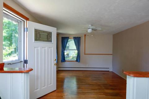 9 Gloucester Rd, Grafton, MA 01536 photo 13