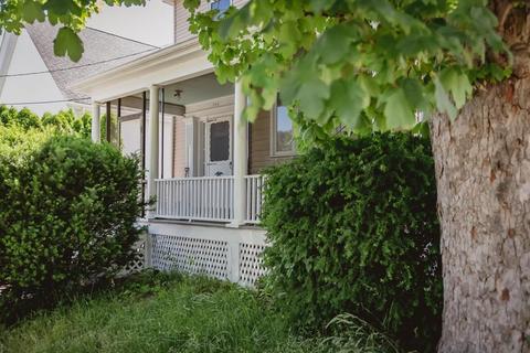 154 Hanover St, Fall River, MA 02720 photo 4