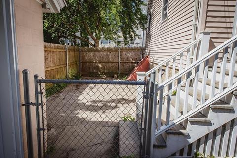 154 Hanover St, Fall River, MA 02720 photo 20