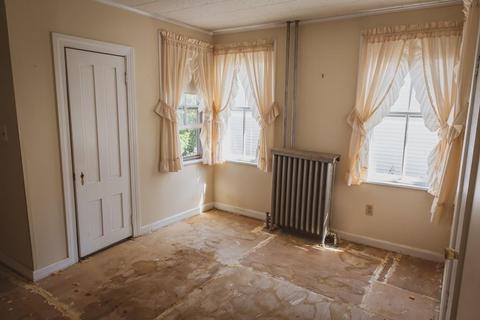 154 Hanover St, Fall River, MA 02720 photo 14